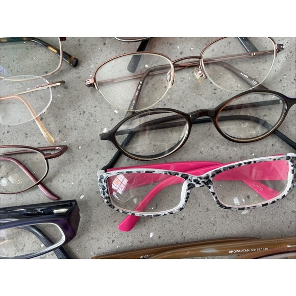 Eyeglasses Eyeglass Frames Only Lot Of 50 Various Brands Mixed Eyewear READ! - Picture 12 of 16